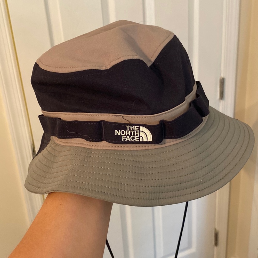 Northface fishing hat